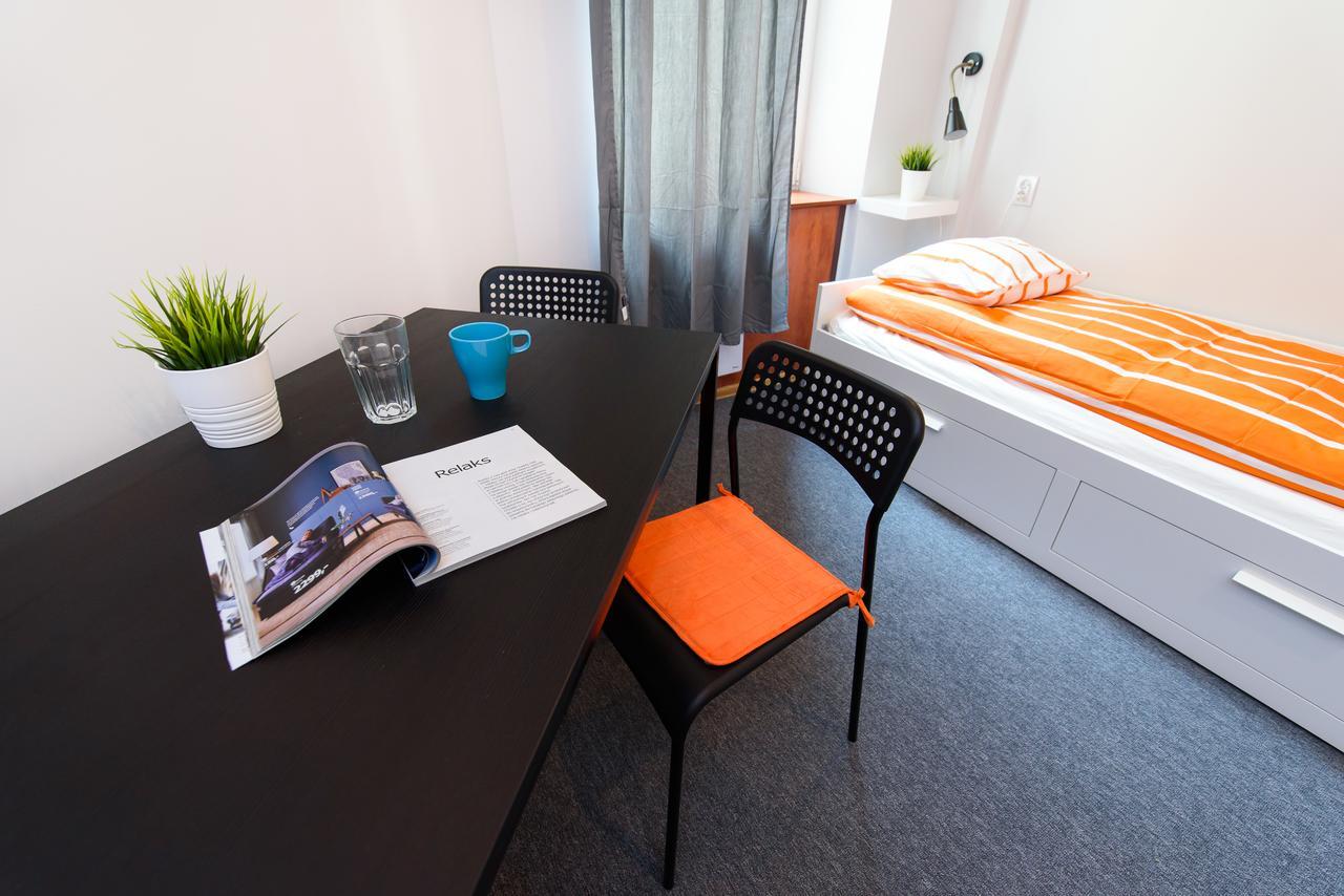 Constitution Square Rooms Warschau Exterior foto