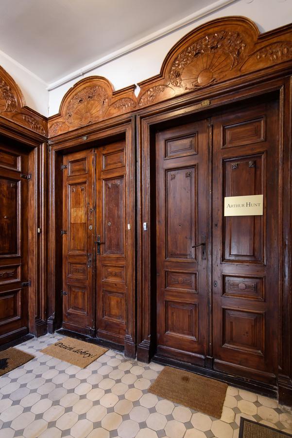 Constitution Square Rooms Warschau Exterior foto