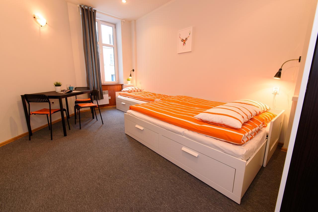 Constitution Square Rooms Warschau Exterior foto