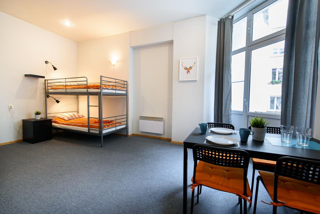 Constitution Square Rooms Warschau Exterior foto